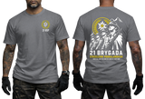 Two-view composite image of a charcoal tactical t-shirt featuring Polish Podhale Rifles (21 BSP) graphics. The left side shows the front with a small circular chest emblem containing an edelweiss flower and '21 BSP' text. The right side shows the back with a large graphic of Polish mountain infantry soldiers in historic helmets holding rifles under an edelweiss badge and mountain peaks, accompanied by '21 BRYGADA STRZELCÓW PODHALAŃSKICH' text and motto below.